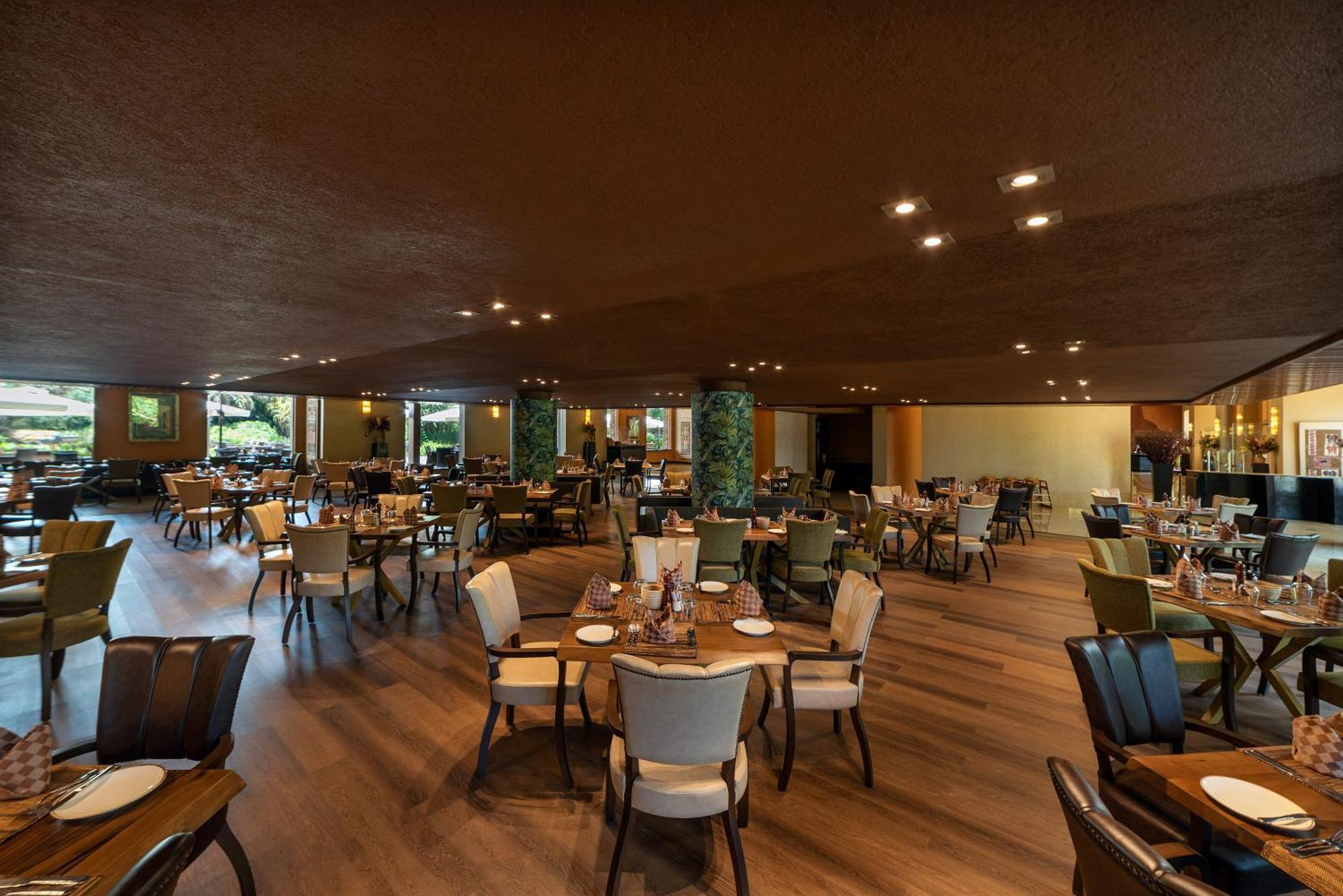 Speke Resort And Conference Center Kampala Eksteriør bilde